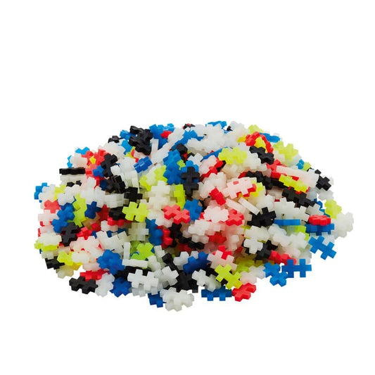 Cubo de piezas: Brilla en la oscuridad 600 piezas