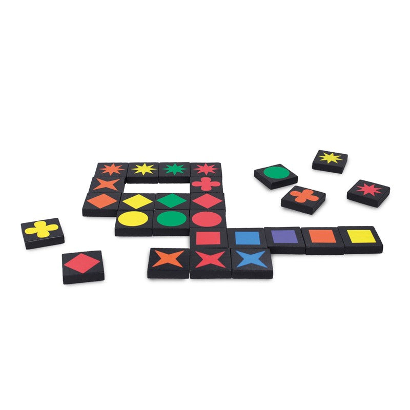 Qwirkle. Juego de mesa de estrategia