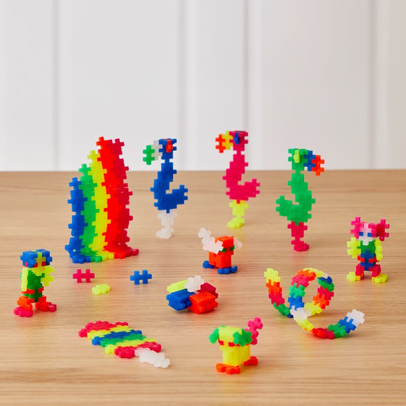 CUBO DE PIEZAS: NEON 600 PCS