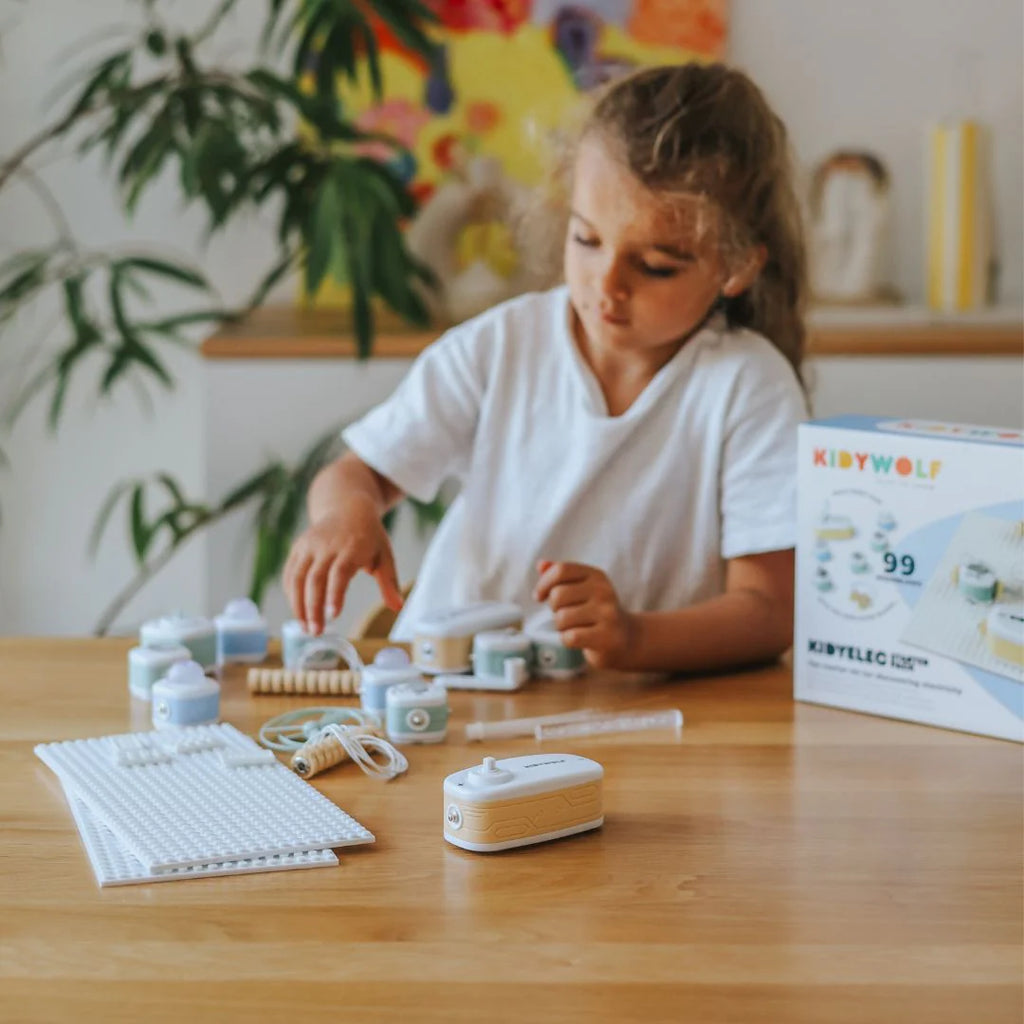 KIDYELEC Starter - Mi Primer Kit Eléctrico (11 piezas)