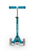 Patinete Mini Micro Deluxe LED de 3 Ruedas con Luces - 3