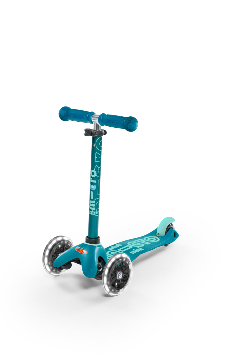 Patinete Mini Micro Deluxe LED de 3 Ruedas con Luces - 11
