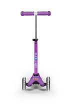 Patinete Mini Micro Deluxe LED de 3 Ruedas con Luces - 31