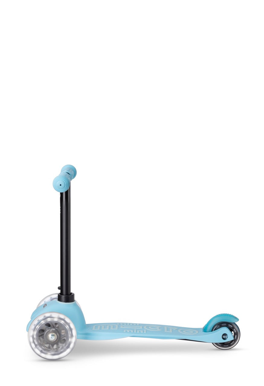 Patinete Mini Micro 4 en 1 Deluxe LED: de Correpasillos a Patinete - 16