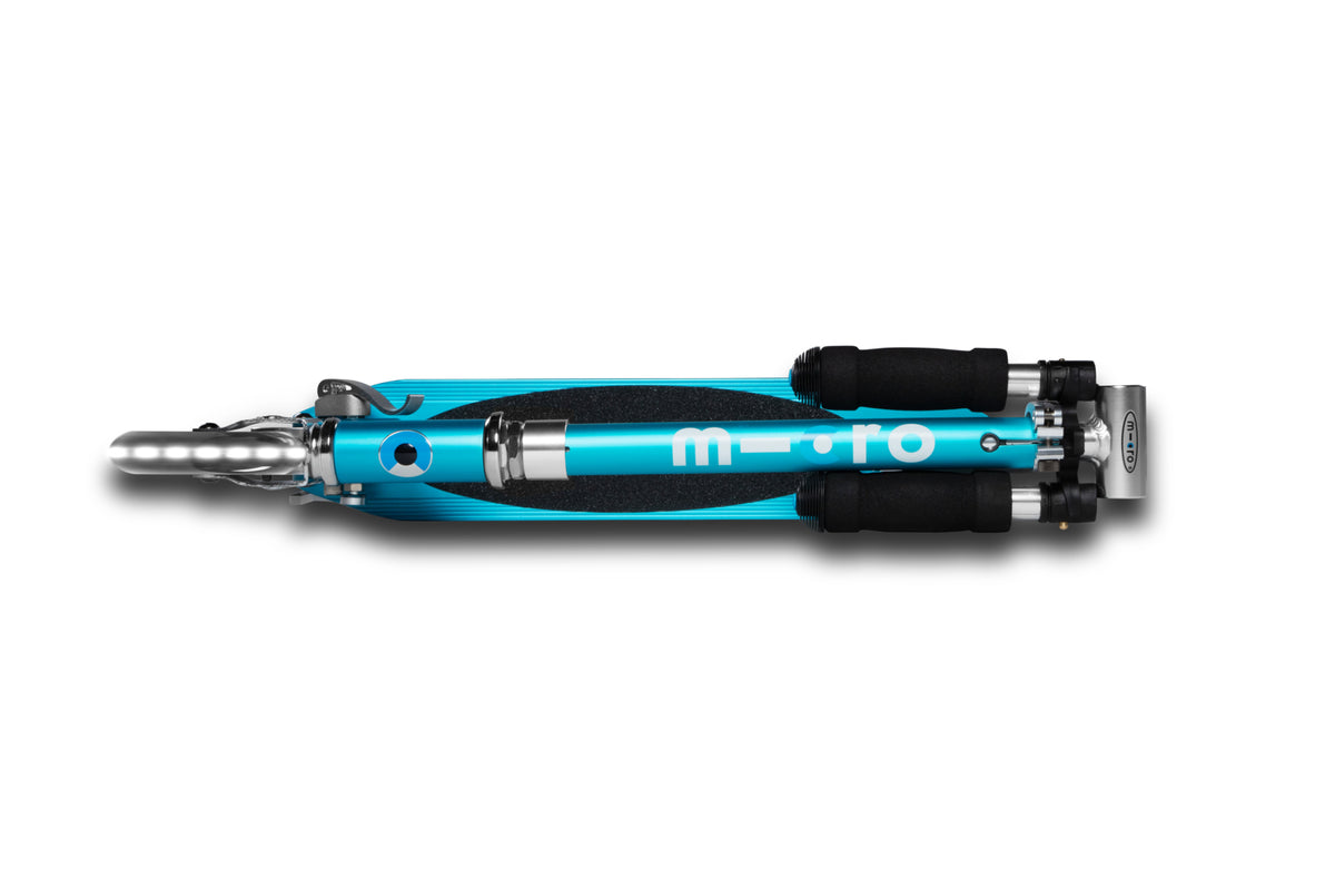 Patinete Micro Sprite LED Plegable de 2 Ruedas, Azul Océano - 5