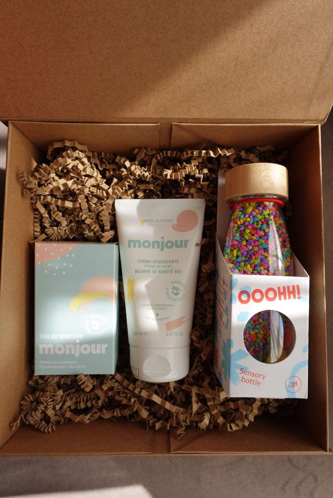 caja regalo bebé nacimiento minioli 3