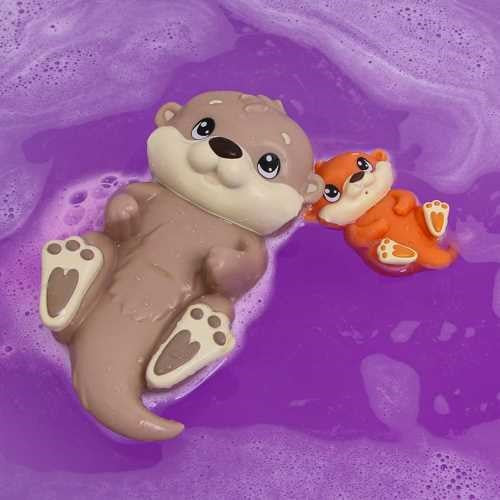 Baff Buddies Mamá y Bebé Nutria: Juguete Flotante de Baño con 3 Bombas de Lavanda