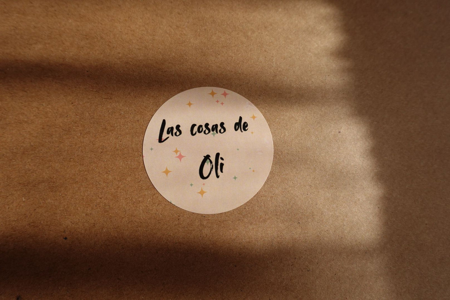 Caja Regalo Bebé Súper Oli (Premium: rutina + doudou + donut sensorial)