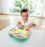 Pack Regalo 1 Año Pequeño Músico: bebé jugando con el piano Pixel